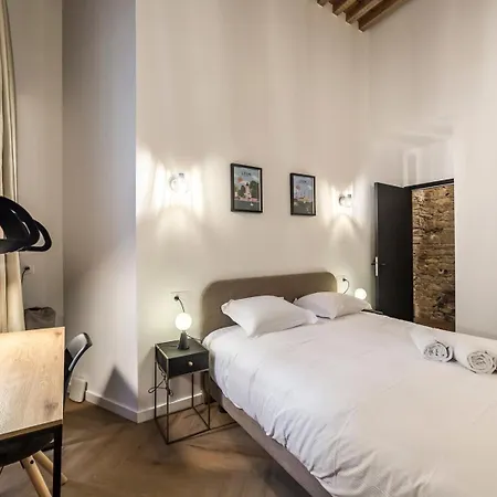 Apartment Opera Muse | Sejour De Luxe Avec Balneo Et Clim *