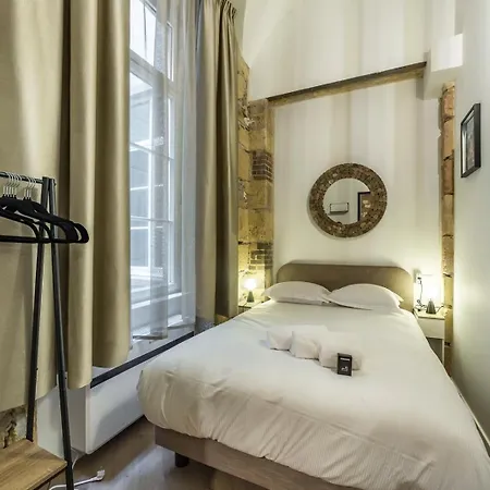 Apartment Opera Muse | Sejour De Luxe Avec Balneo Et Clim Lyon