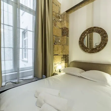 Apartment Opera Muse | Sejour De Luxe Avec Balneo Et Clim Lyon