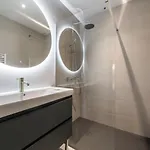 In | De Gamme Avec Balnéo Apartamento